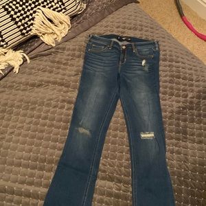 Hollister, dark denim, stretchy boot, cut jeans
